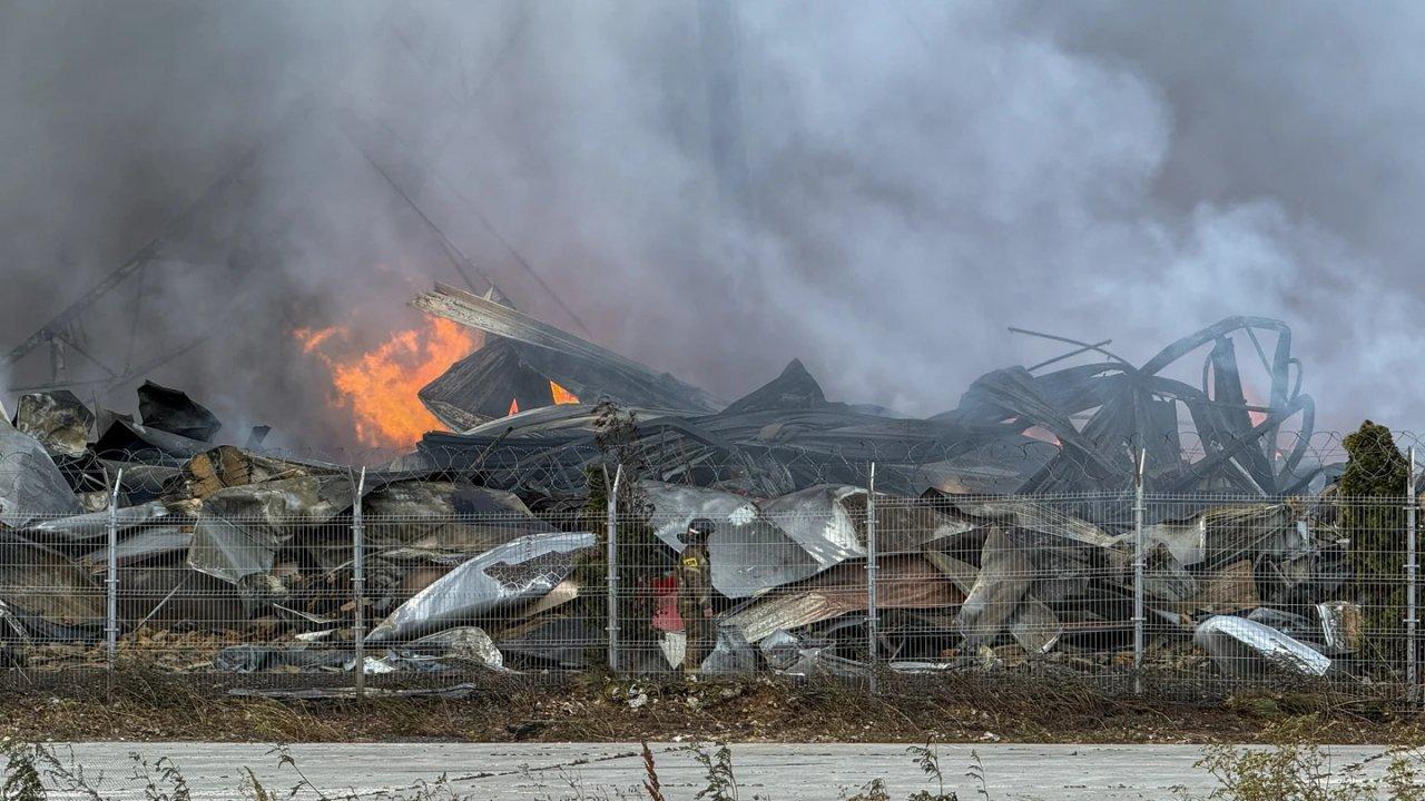 Ucrania ataca a Rusia con cientos de drones en una ofensiva aeacuterea sin precedentes