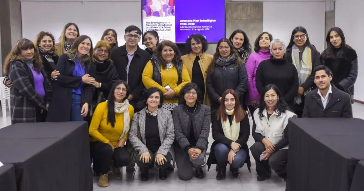 Analizaron avances de plan estrateacutegico para prevenir y erradicar la violencia de geacutenero
