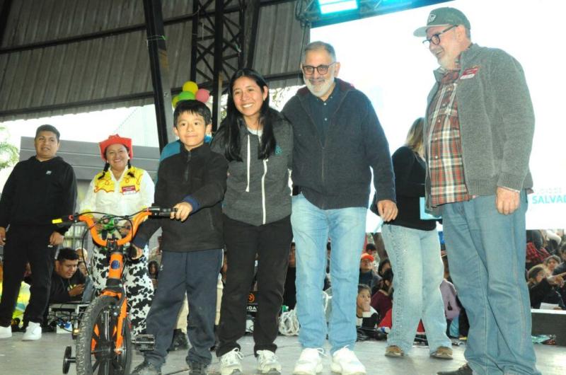 Jorge dio detalles del plan de construccioacuten de nuevos Multiespacios en la ciudad