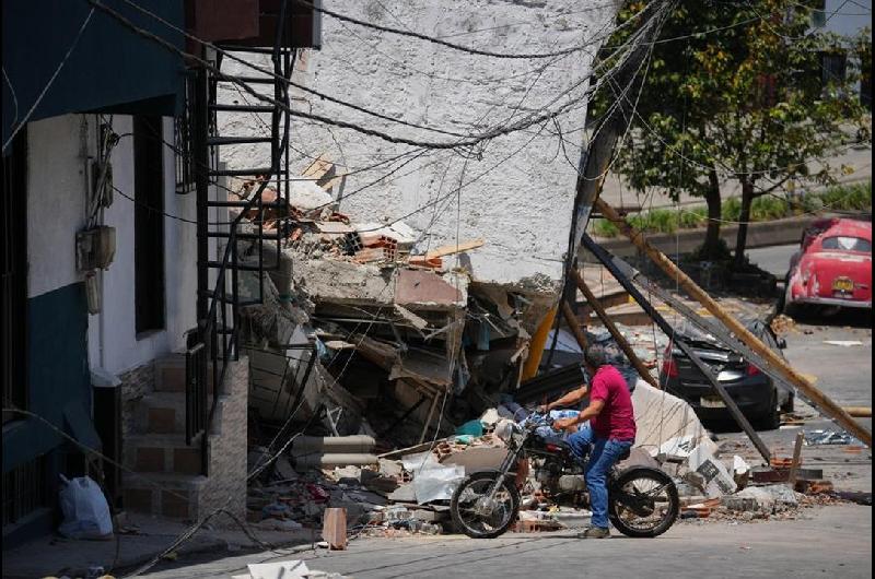 Terremoto en Colombia- asciende a 312 la cifra de viacutectimas fatales