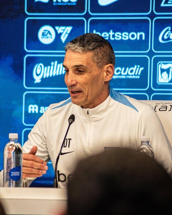 Vojvoda sobre la clasificacioacuten de Racing en la Copa Argentina- ldquoQuiero al club unido los resultados van a llegarrdquo
