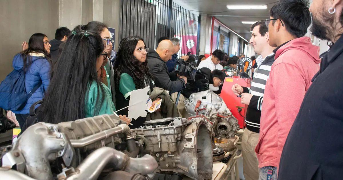 La Expo Educativa acerca a los joacutevenes la oferta acadeacutemica de la provincia