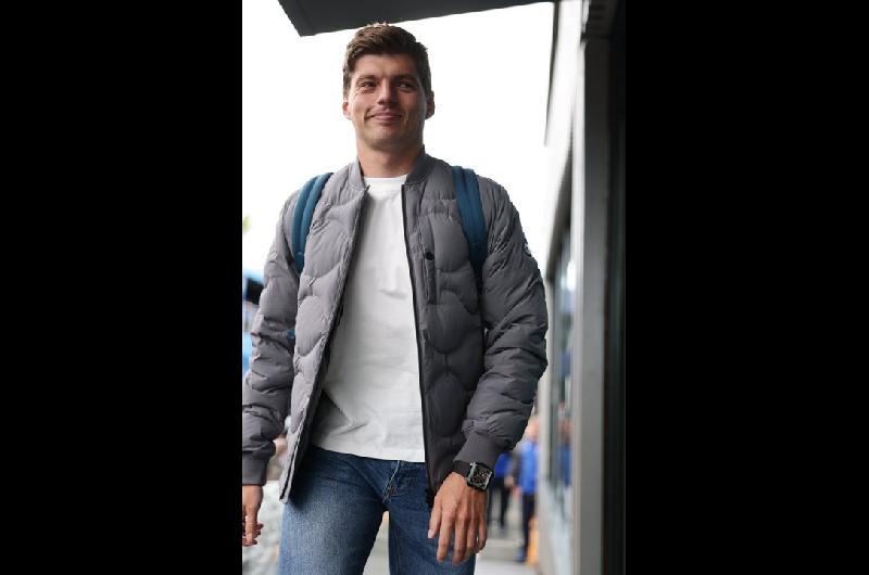 Foacutermula 1- Max Verstappen renovoacute su contrato con Red Bull hasta 2030