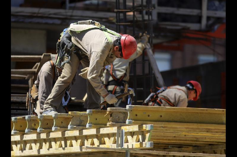 El costo de la construccioacuten en CABA se desaceleroacute en julio y fue menor a la inflacioacuten
