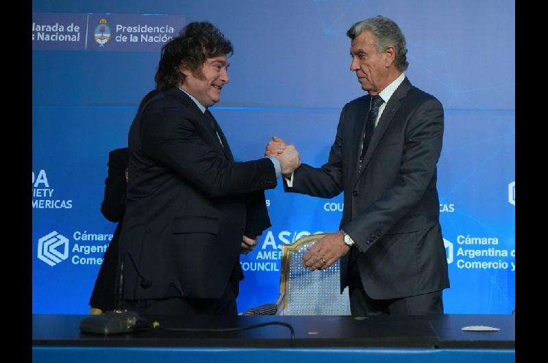 Milei en el Consejo de las Ameacutericas- ldquoLos hijos de puta prebendarios tienen que quebrarrdquo