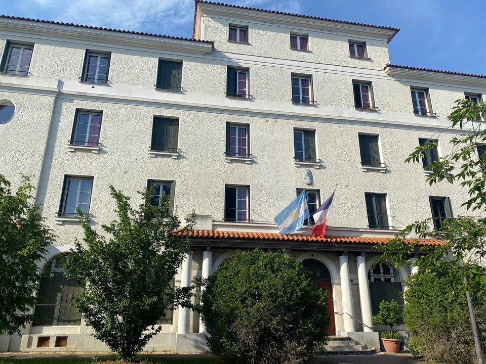 Francia- exigen investigar la gestioacuten de la Casa Argentina en Pariacutes tras denuncias de expulsiones
