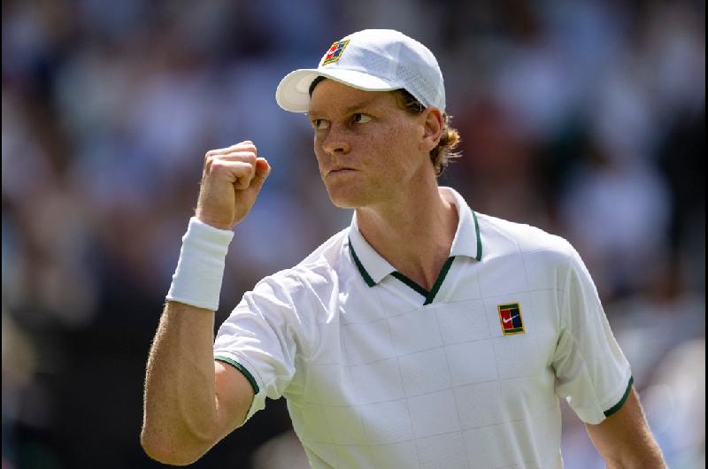 Sorpresa en el tenis- Sinner el nuacutemero 1 del mundo anuncioacute que no jugaraacute el US Open