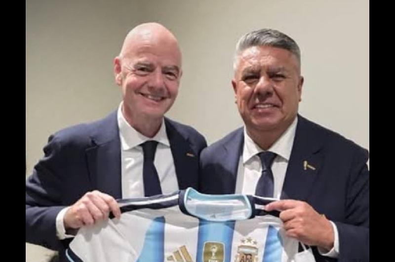 La AFA apelaraacute la sancioacuten de FIFA y prepara un expediente para llevar el caso al TAS