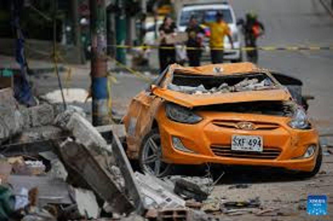 Ya son 321 las viacutectimas por el sismo en Colombia