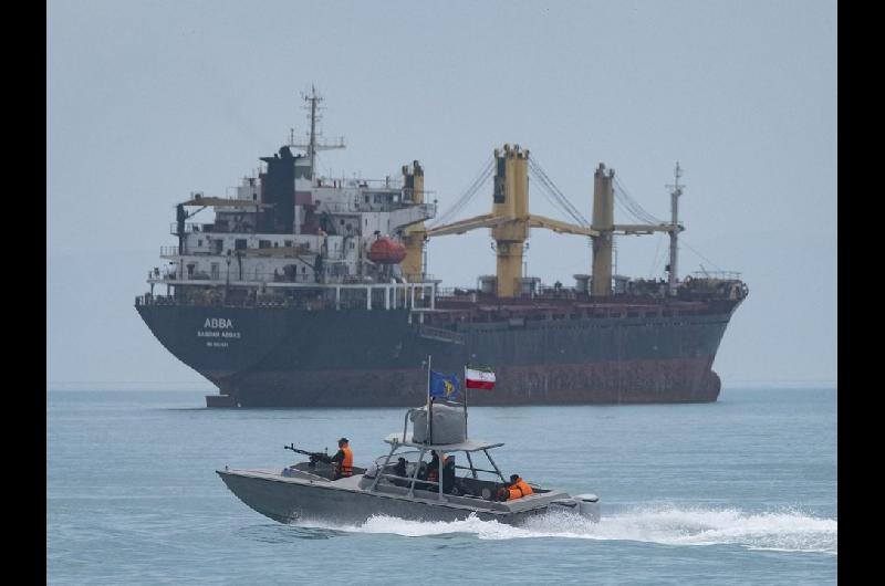 Iraacuten flexibilizoacute el bloqueo de Ormuz para buques petroleros de Irak