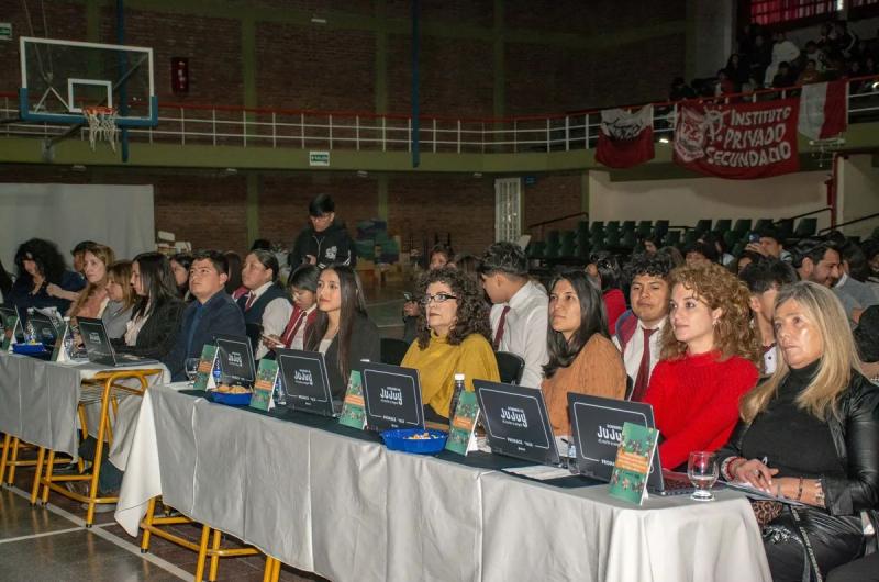 Finalizoacute la tercera edicioacuten del programa Embajadoras de mis derechos