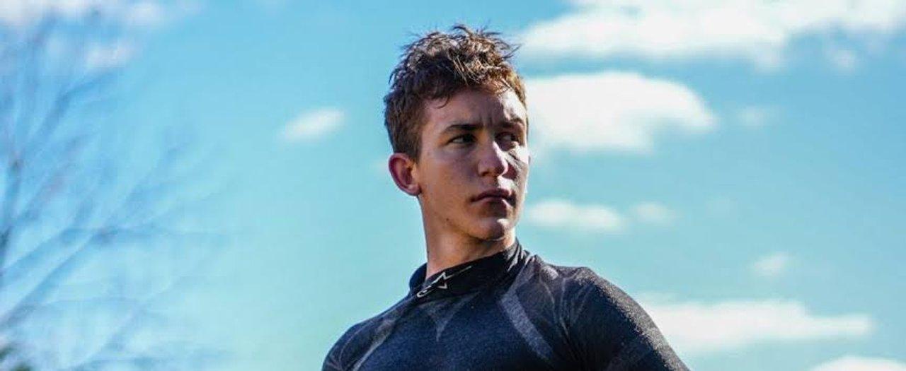El hijo de Diego Santilli consiguioacute su primera victoria en el TC Pista