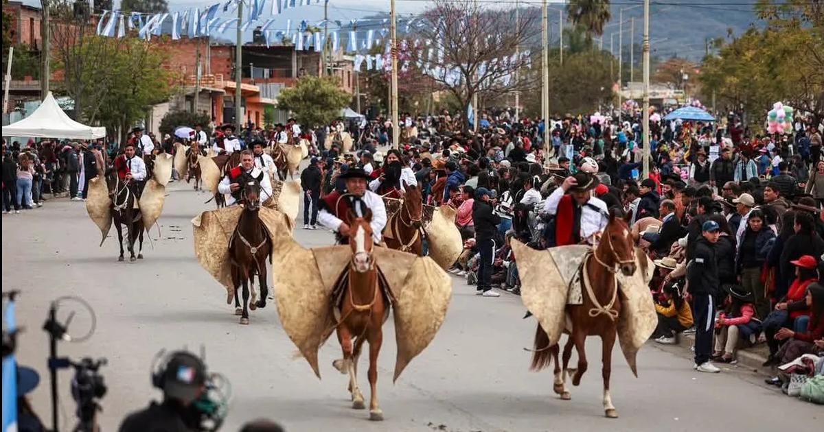 Sadir reivindicoacute el sacrificio y eacutepica del pueblo por el Eacutexodo