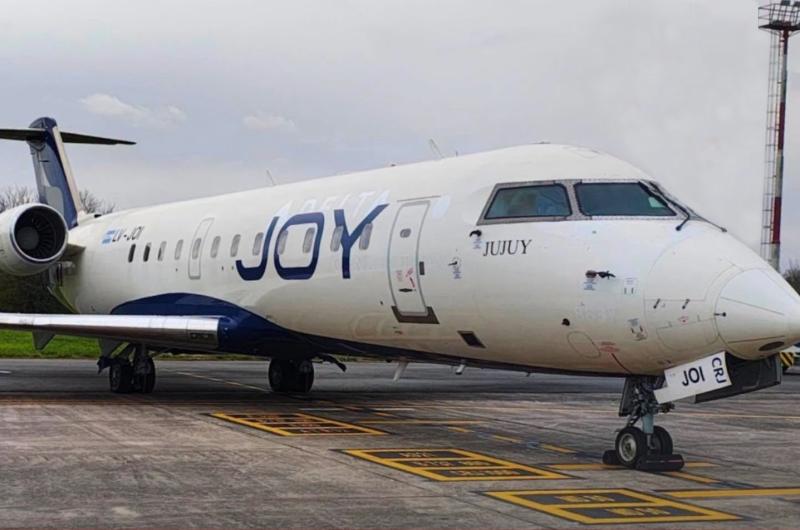 Joy Airline se prepara- bautizoacute a una de sus aeronaves Jujuy