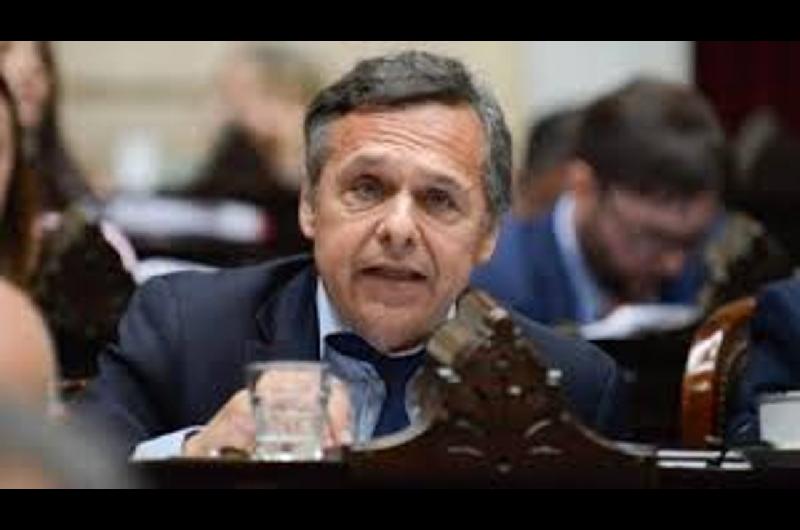Diego Giuliano presentoacute un proyecto para prevenir las consecuencias del fenoacutemeno El Nintildeo