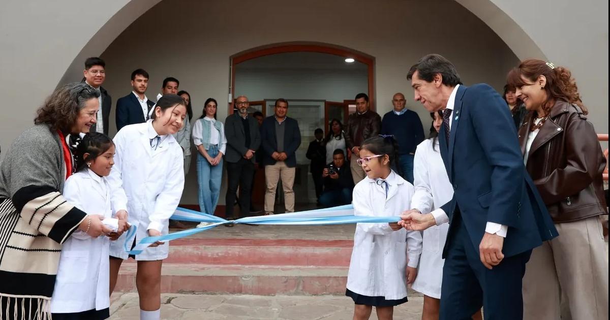 Sadir habilitoacute la remodelacioacuten de la Escuela Juanita Stevens