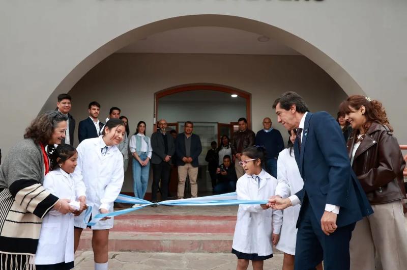 Sadir habilitoacute la remodelacioacuten de la Escuela Juanita Stevens