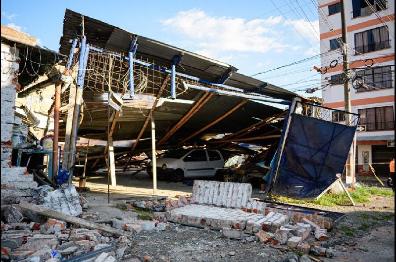 Terremoto en Colombia- aumenta a 331 la cifra de muertos y hay 240 personas desaparecidas
