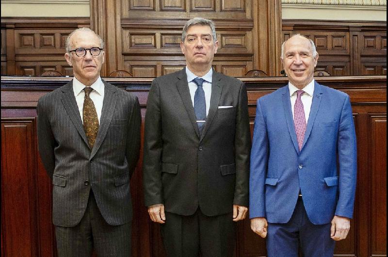 La Corte Suprema firmoacute una medida que podriacutea facilitar la prisioacuten domiciliaria para represores