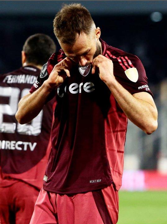 River rescindioacute el contrato de Germaacuten Pezzella y se despidioacute con un emotivo mensaje