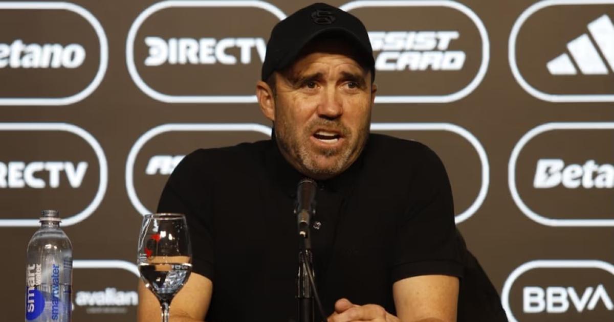 Eduardo Chacho Coudet dejoacute de ser el entrenador de River