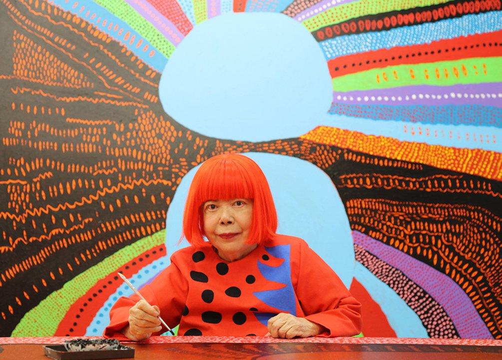 Murioacute Yayoi Kusama la reina de los lunares a los 97 antildeos