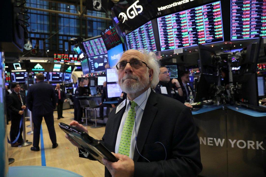Los ADR cayeron hasta 5-en-porciento- en Wall Street encabezados por los bancos