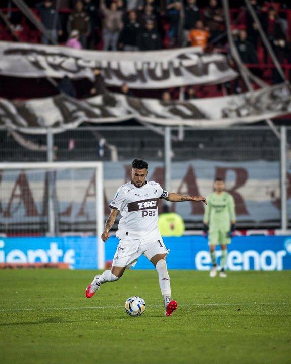 Con un Cozzani heroico Platense le ganoacute a Instituto y se metioacute en cuartos de la Copa Argentina 2026