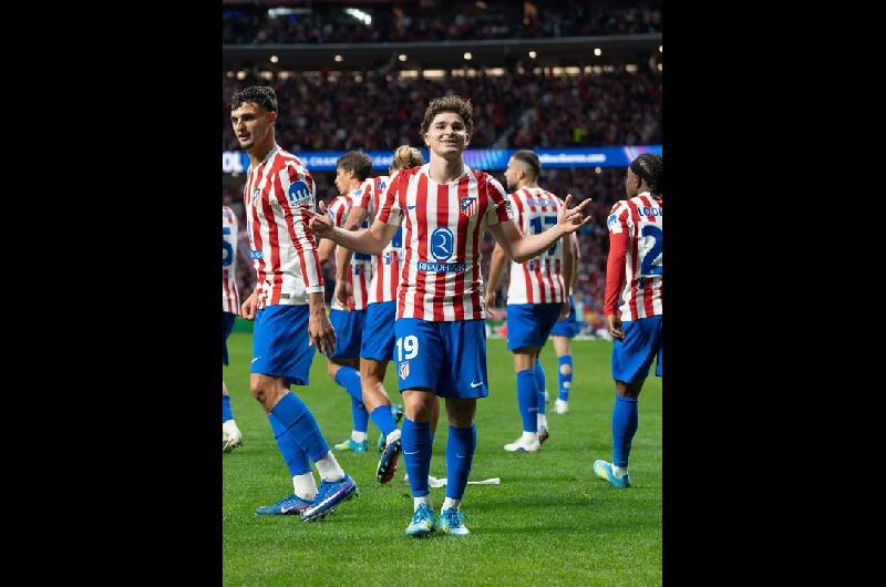 Juliaacuten Aacutelvarez faltoacute por tercer diacutea en el entrenamiento del Atleacutetico de Madrid- no jugaraacute ante Sevilla