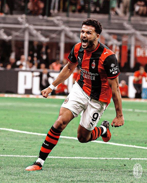 El Milan le ganoacute al Venezia y abre la segunda fecha de la Serie A como liacuteder del torneo