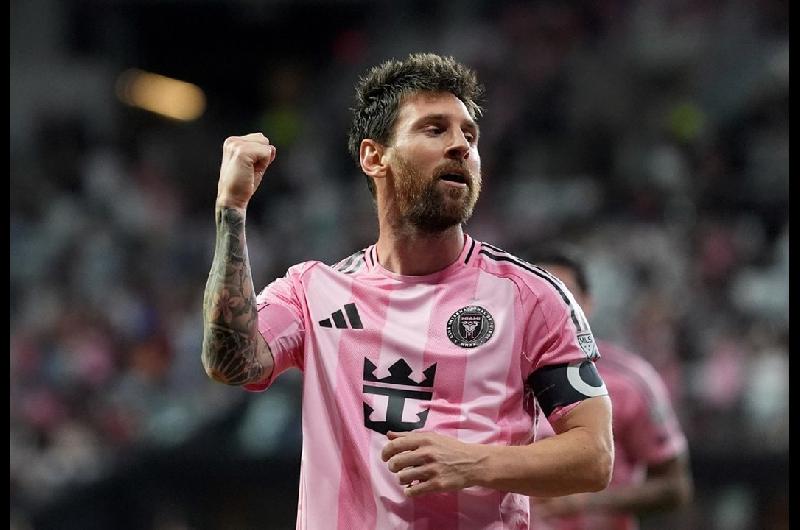 Con un hat trick de Messi el Inter Miami goleoacute a Toronto y quebroacute la racha negativa