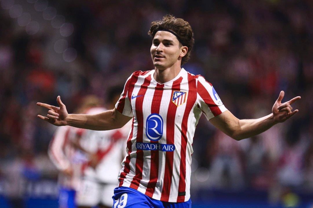 Juliaacuten Aacutelvarez volvioacute a entrenar con el Atleacutetico de Madrid