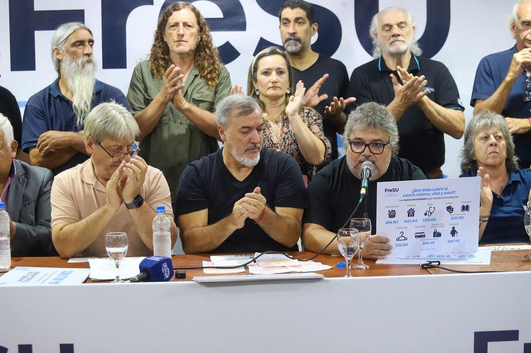 El Frente de Sindicatos Unidos se reuacutene con empresarios pymes ldquopara impulsar el trabajo y la produccioacuten nacional