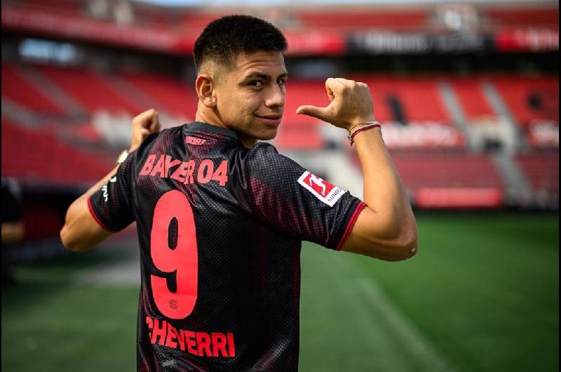 Echeverri dejaraacute el Manchester City y jugaraacute en el Benfica a preacutestamo