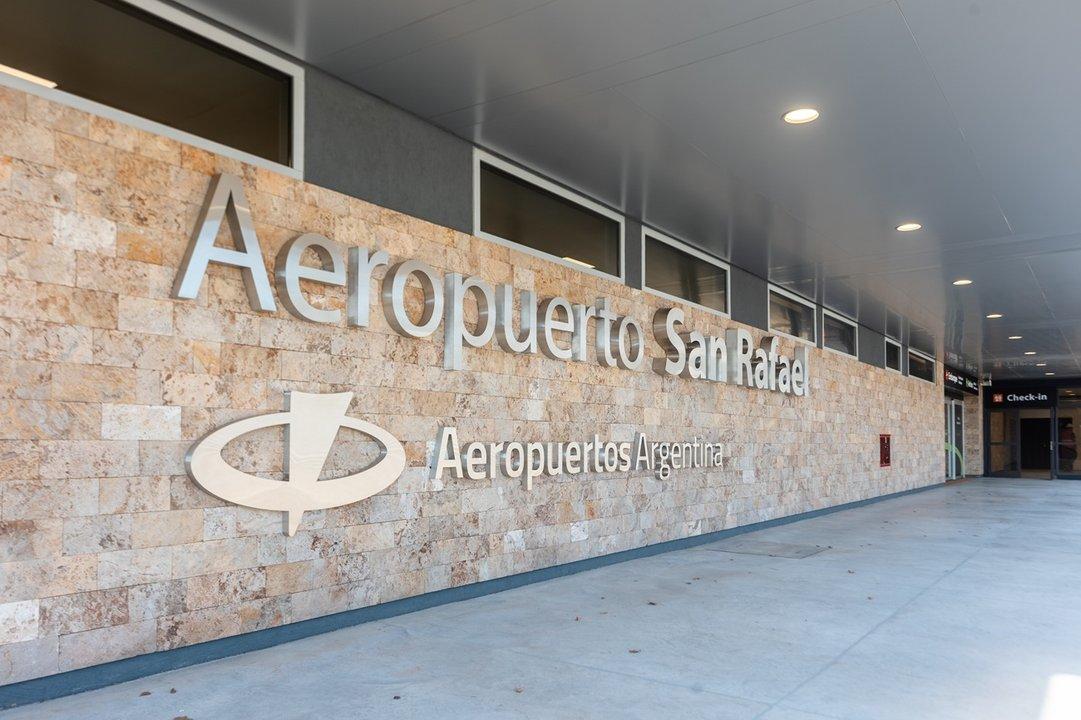 Inauguran obras de ampliacioacuten y remodelacioacuten del aeropuerto de San Rafael