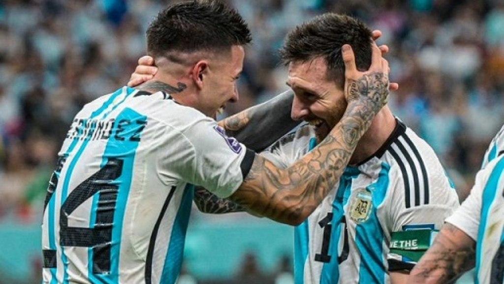 De pedirle que no se retire a despedirlo como campeoacuten- la emotiva carta de Enzo Fernaacutendez a Messi