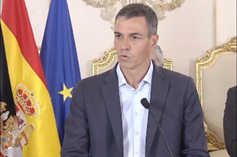 Pedro Saacutenchez negoacute tajantemente que Marruecos facilitara la entrada masiva de migrantes en Ceuta