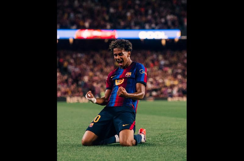 Barcelona ganoacute por goleada y comparte la punta de LaLiga con el Real Madrid