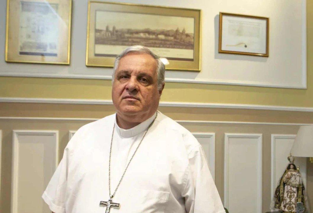 El titular de la Episcopal se reunioacute con Karina Milei y definieron las sedes de las actividades del Papa Leoacuten XIV