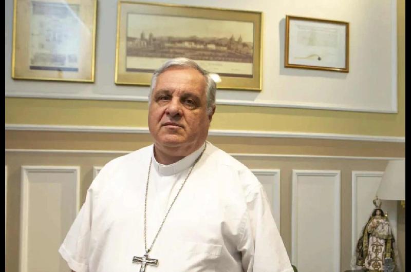 El titular de la Episcopal se reunioacute con Karina Milei y definieron las sedes de las actividades del Papa Leoacuten XIV