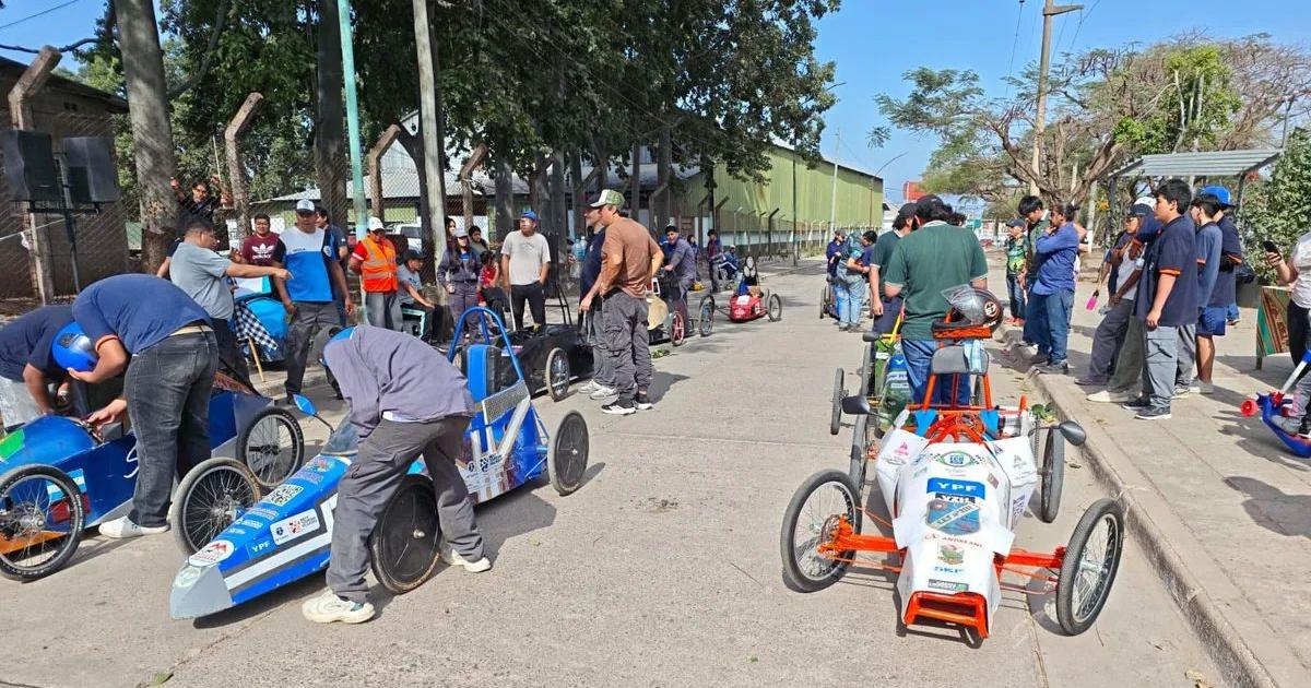 Estudiantes de Maimaraacute ganaron la prueba de destreza de la Eco Race regional