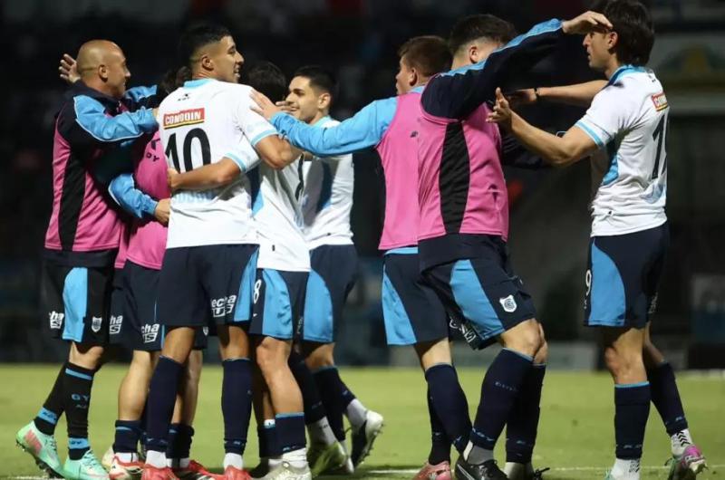 Al Lobo se le escapoacute el triunfo sobre el final 