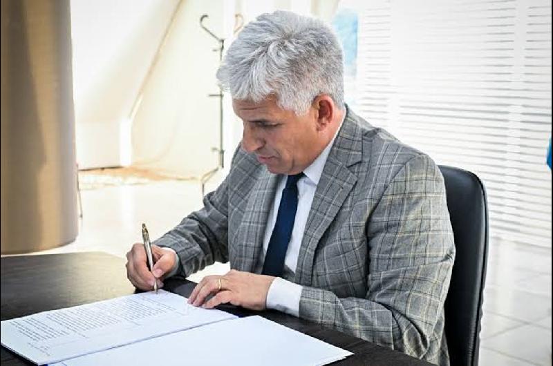Presupuesto a ciegas- Poggi lo envioacute sin revelar cuaacutento gastaraacute San Luis