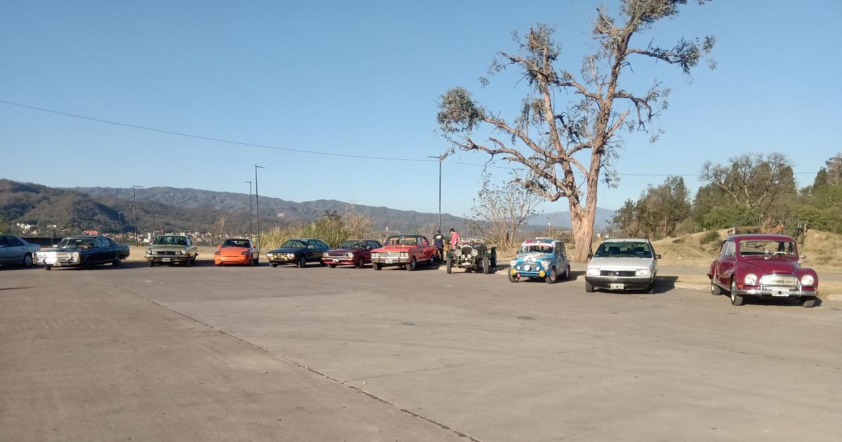 Matiacuteas Clapier y Federico Stieglitz exhibieron sus autos de Turismo Pista