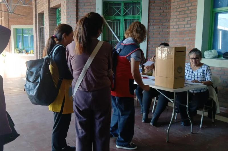 Se desarrollaron las elecciones de CTERA en Jujuy invadidas de irregularidades