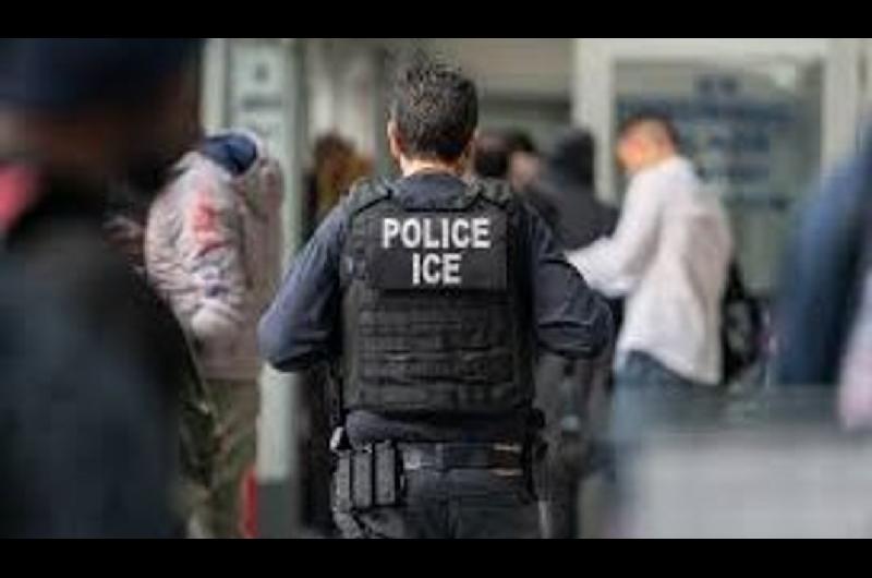 Escaacutendalo en EEUU- agentes del ICE tienen 148 ldquodenuncias abiertasrdquo por agresioacuten sexual sobornos narcotraacutefico y violencia domeacutestica