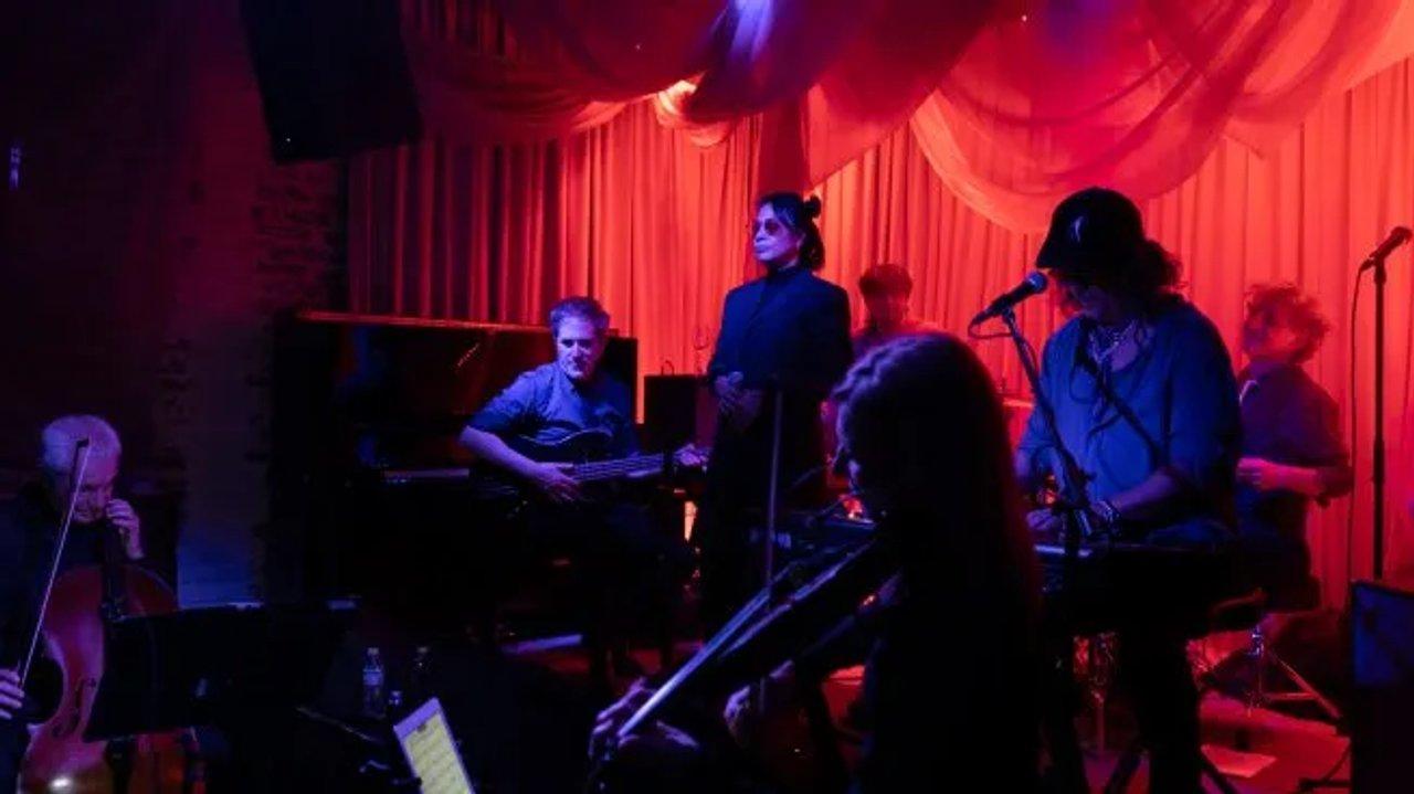 Charly Garciacutea cumple 75- sus muacutesicos vuelven a reunirse para revivir el histoacuterico MTV Unplugged