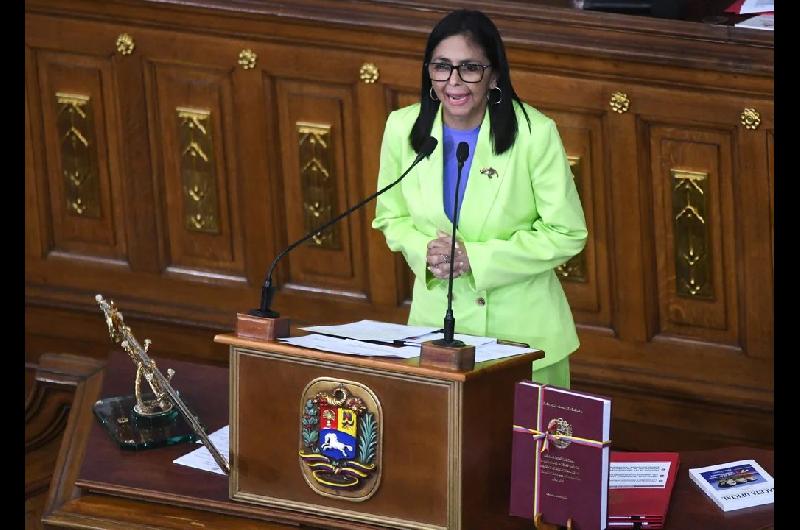 Venezuela firma acuerdos comerciales con grandes transnacionales energeacuteticas