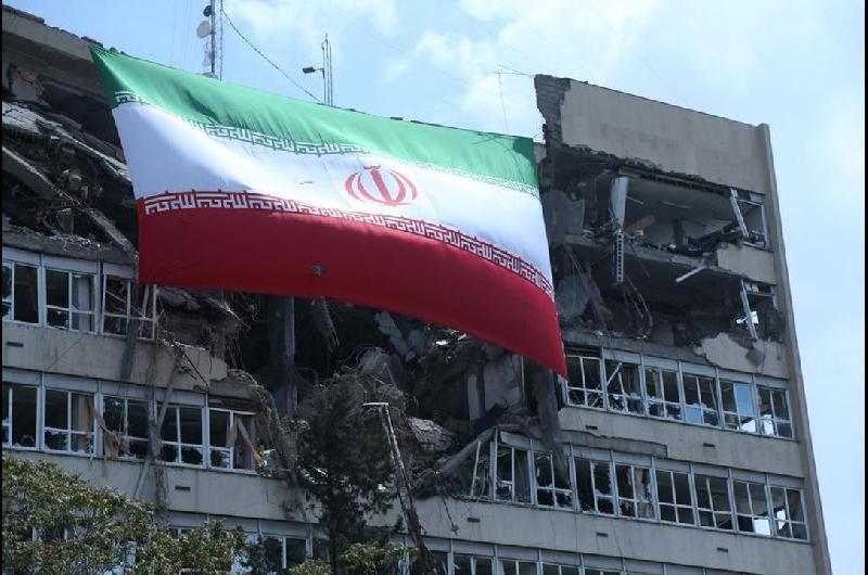 Nuevo ataque de EE UU contra Iraacuten deja 18 muertos y 108 heridos