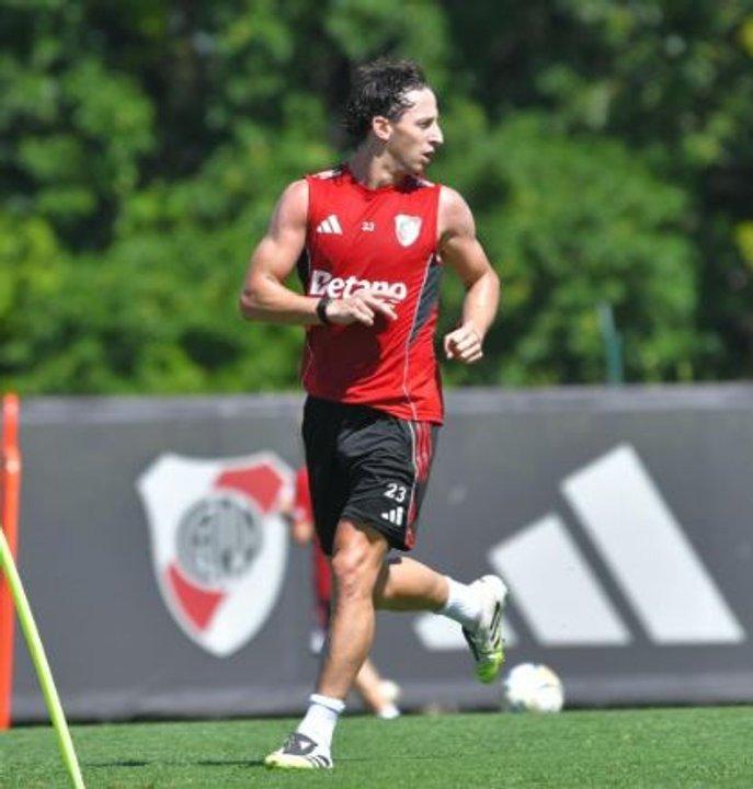 Matiacuteas Galarza Fonda se va de River